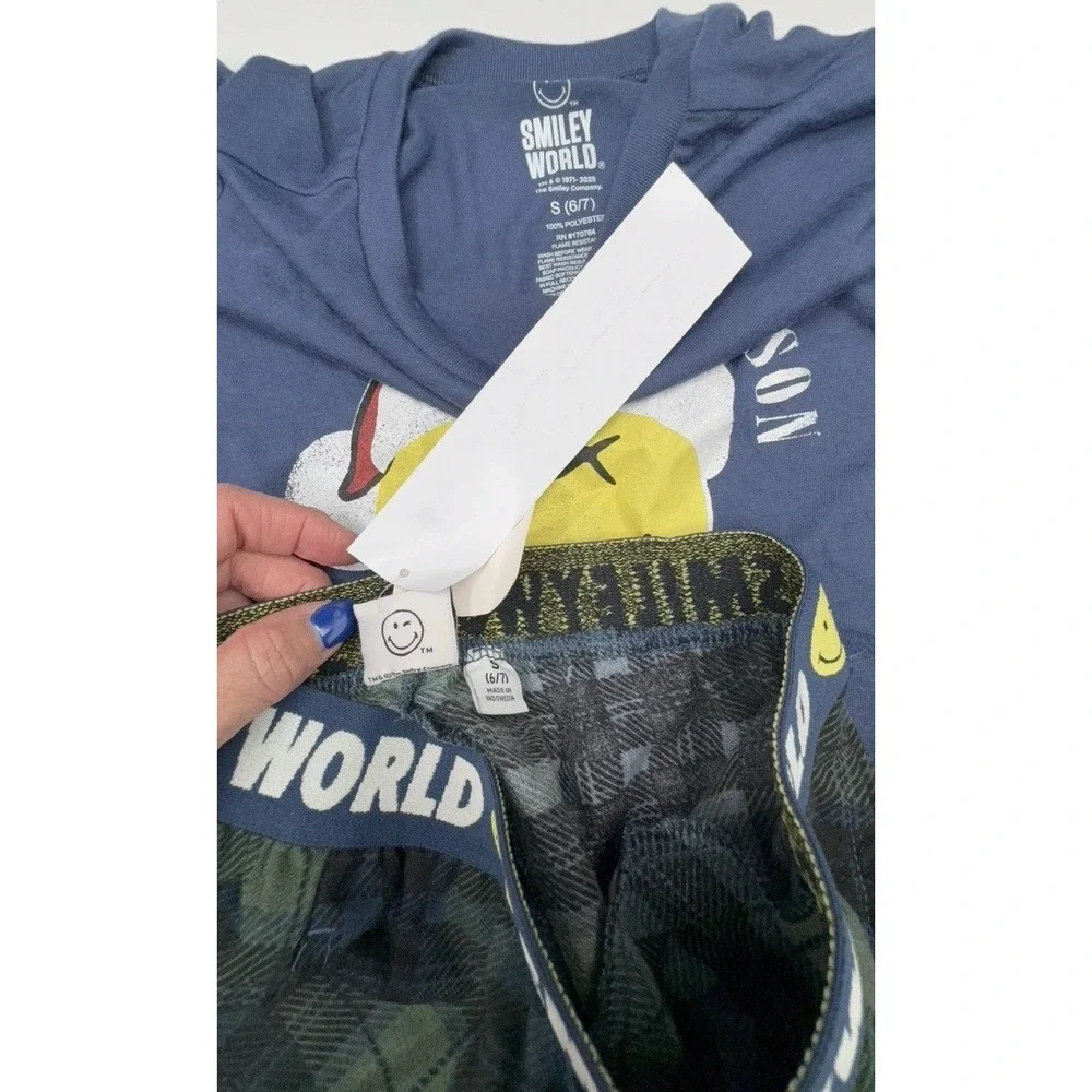 NEW Youth Boys Size Small (6/7) Smily World Two Piece Pajama Set NWT